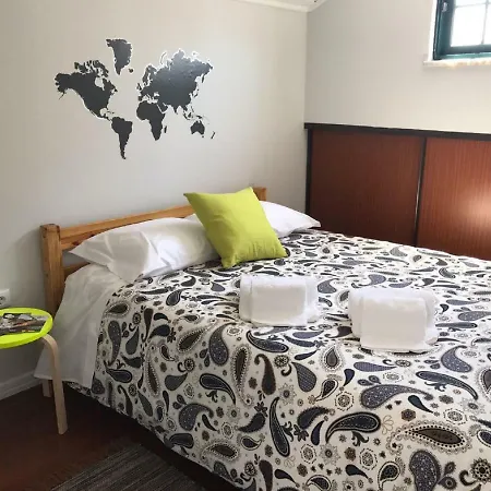 Casa Da Ponte Amarela Nyaraló *