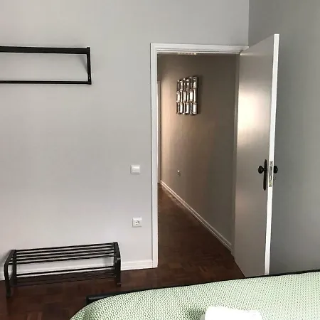 Casa Da Ponte Amarela Holiday home *